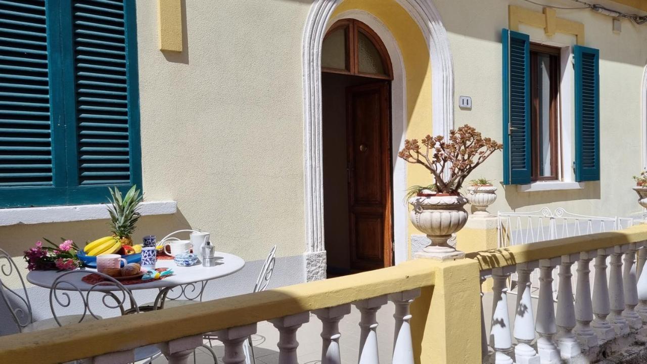La Terrazza Nel Cuore Di Capoliveri المظهر الخارجي الصورة