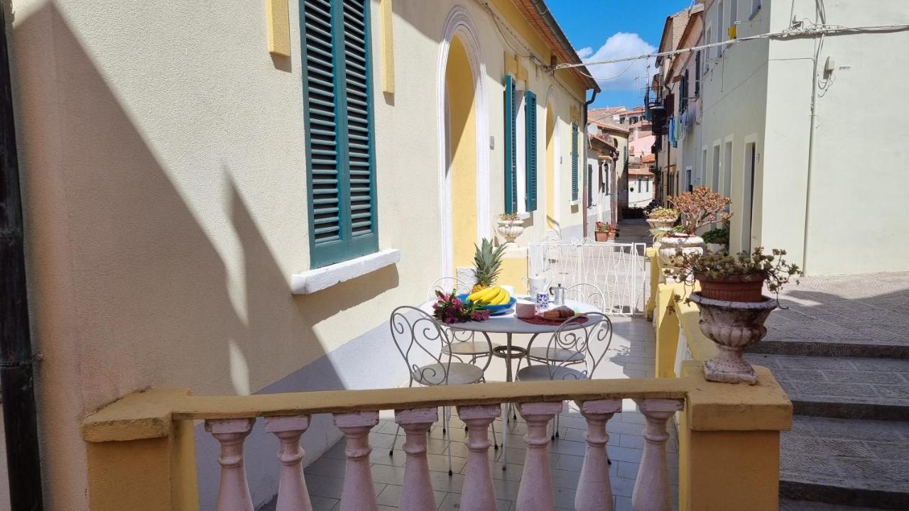 La Terrazza Nel Cuore Di Capoliveri المظهر الخارجي الصورة